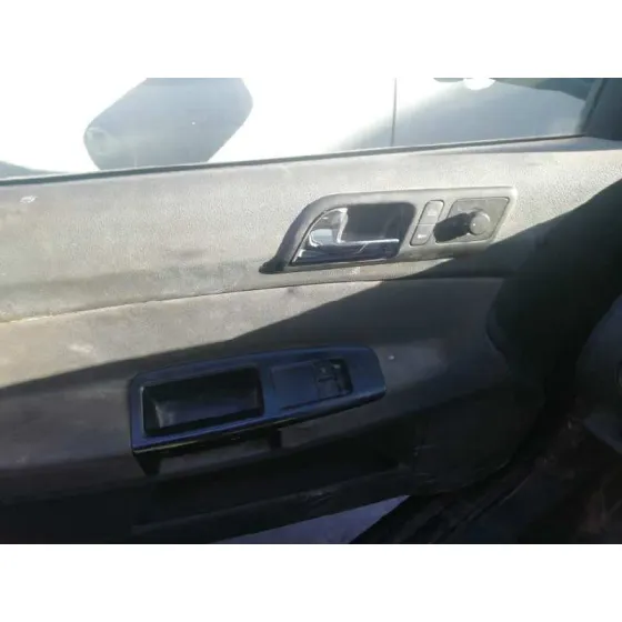VOLKSWAGEN POLO (9N1) '2004 1.4 TDI NEGRO