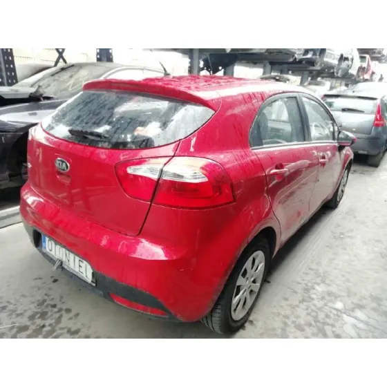 KIA RIO '2014 1.2 CAT ROJO