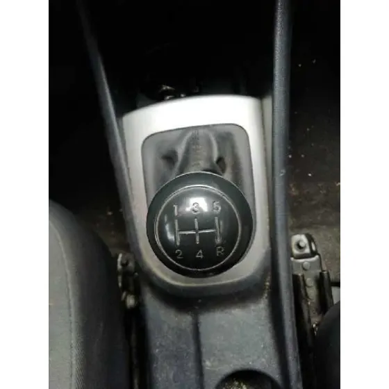 KIA RIO '2014 1.2 CAT ROJO