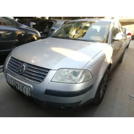 VOLKSWAGEN PASSAT BERLINA (3B3) '2004 EDITION GRIS