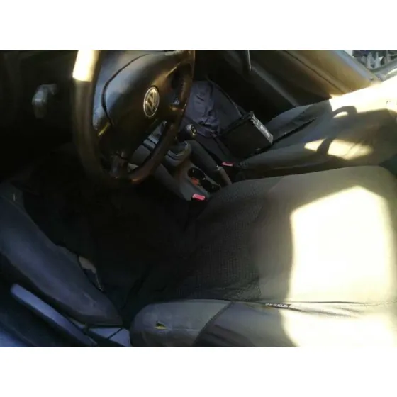 VOLKSWAGEN PASSAT BERLINA (3B3) '2004 EDITION GRIS