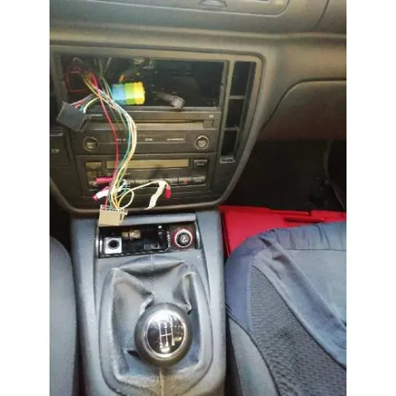 VOLKSWAGEN PASSAT BERLINA (3B3) '2004 EDITION GRIS