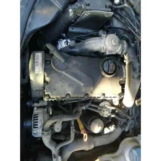 VOLKSWAGEN PASSAT BERLINA (3B3) '2004 EDITION GRIS