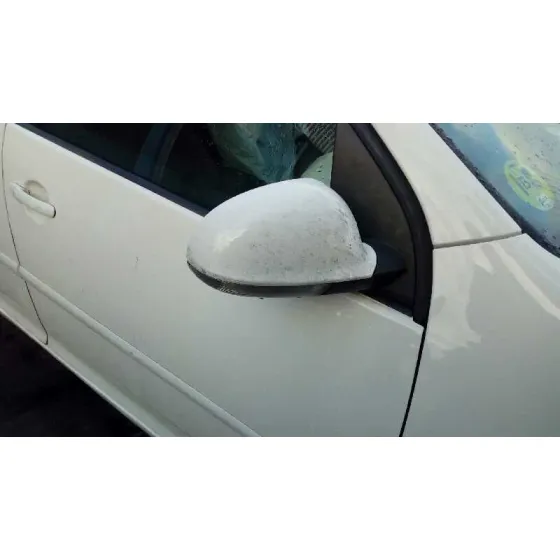 VOLKSWAGEN GOLF V BERLINA (1K1) '2006 HIGHLINE BLANCO