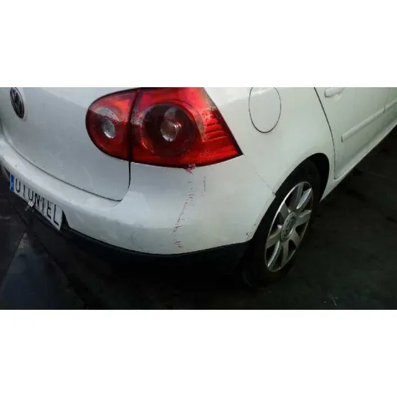 VOLKSWAGEN GOLF V BERLINA (1K1) '2006 HIGHLINE BLANCO