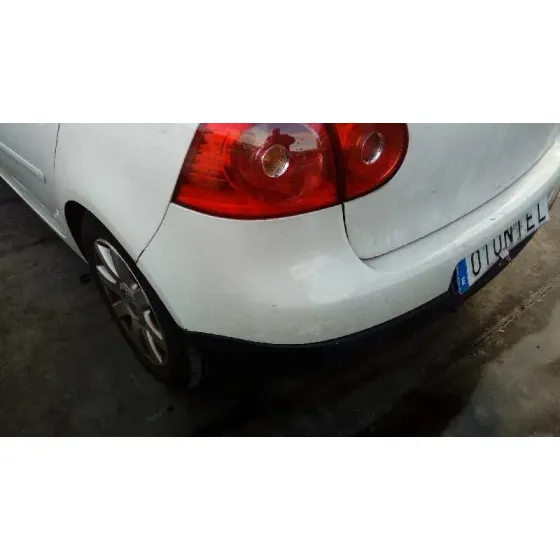 VOLKSWAGEN GOLF V BERLINA (1K1) '2006 HIGHLINE BLANCO