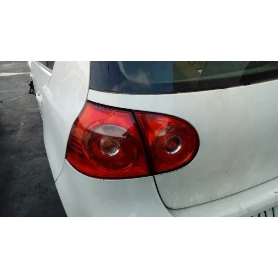 VOLKSWAGEN GOLF V BERLINA (1K1) '2006 HIGHLINE BLANCO