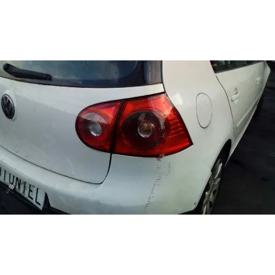 VOLKSWAGEN GOLF V BERLINA (1K1) '2006 HIGHLINE BLANCO