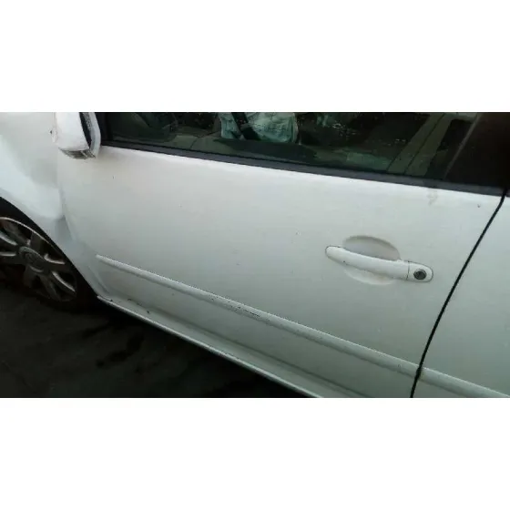 VOLKSWAGEN GOLF V BERLINA (1K1) '2006 HIGHLINE BLANCO