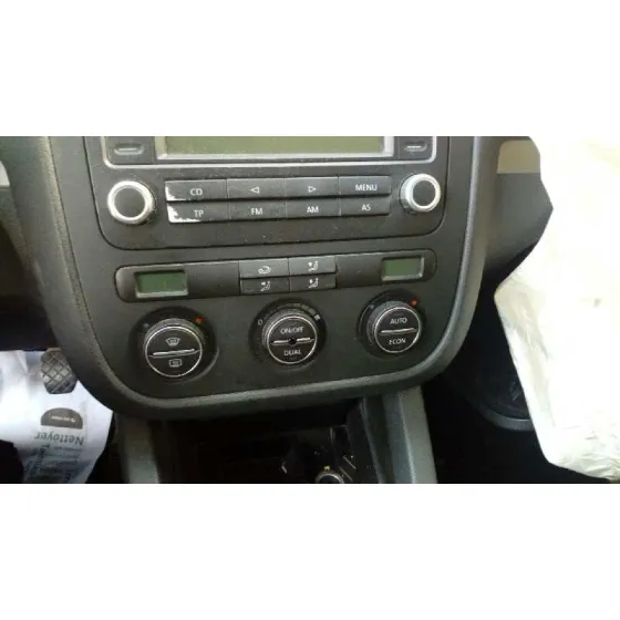VOLKSWAGEN GOLF V BERLINA (1K1) '2006 HIGHLINE BLANCO