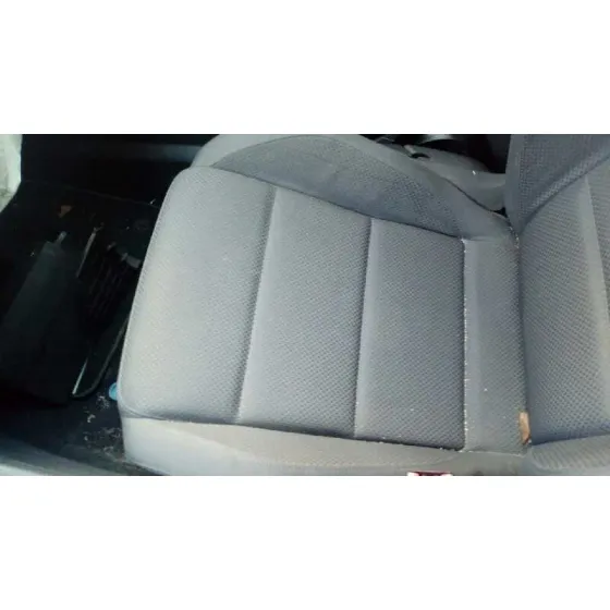 VOLKSWAGEN GOLF V BERLINA (1K1) '2006 HIGHLINE BLANCO