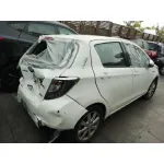 TOYOTA YARIS TOYOTA YARIS '2013 HYBRID FEEL! BLANCO 2015