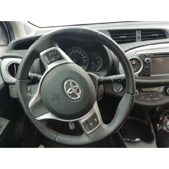 TOYOTA YARIS '2013 HYBRID FEEL! BLANCO