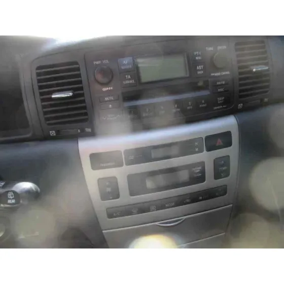 TOYOTA COROLLA (E12) '2006 2.0 D-4D LINEA LUNA BERLINA PLATA