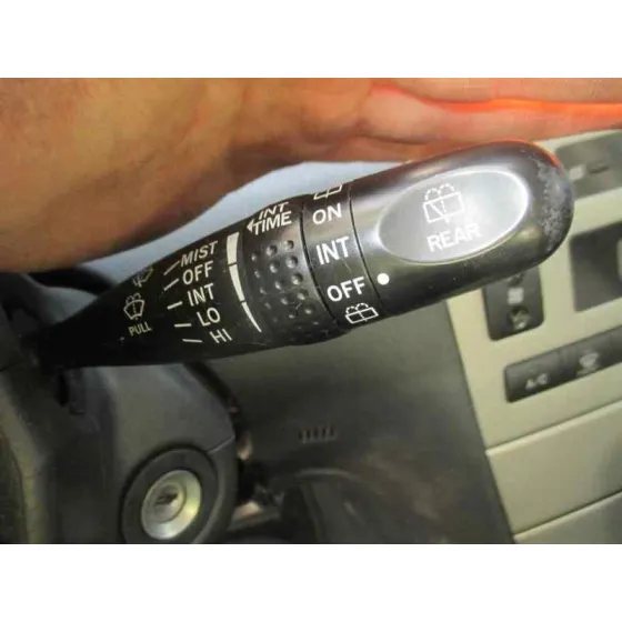 TOYOTA COROLLA (E12) '2006 2.0 D-4D LINEA LUNA BERLINA PLATA
