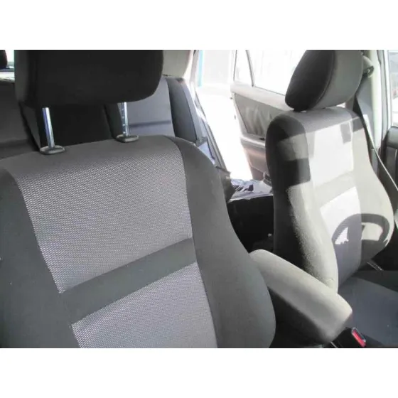 TOYOTA COROLLA (E12) '2006 2.0 D-4D LINEA LUNA BERLINA PLATA