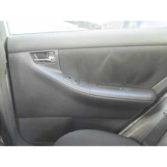 TOYOTA COROLLA (E12) '2006 2.0 D-4D LINEA LUNA BERLINA PLATA
