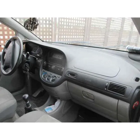 DAEWOO TACUMA '2000 SX DORADO