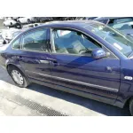 VOLKSWAGEN PASSAT BERLINA (3B3) VOLKSWAGEN PASSAT BERLINA (3B3) '2001 COMFORTLINE AZUL OSCURO 2000