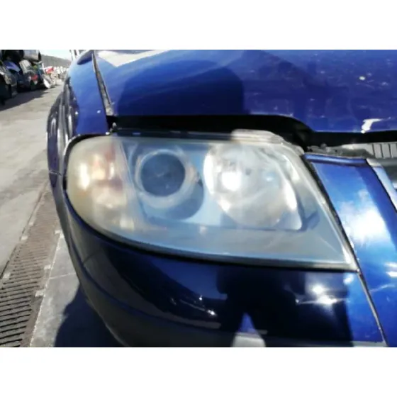 VOLKSWAGEN PASSAT BERLINA (3B3) '2001 COMFORTLINE AZUL OSCURO