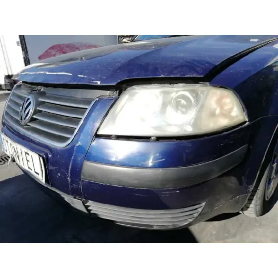 VOLKSWAGEN PASSAT BERLINA (3B3) '2001 COMFORTLINE AZUL OSCURO