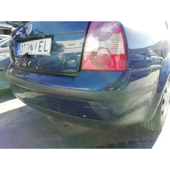 VOLKSWAGEN PASSAT BERLINA (3B3) '2001 COMFORTLINE AZUL OSCURO