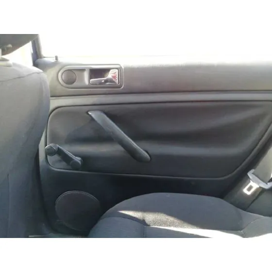 VOLKSWAGEN PASSAT BERLINA (3B3) '2001 COMFORTLINE AZUL OSCURO