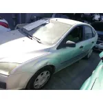 FORD FOCUS BERLINA (CAP) '2006 GHIA GRIS