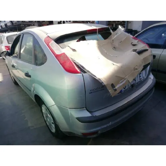 FORD FOCUS BERLINA (CAP) '2006 GHIA GRIS