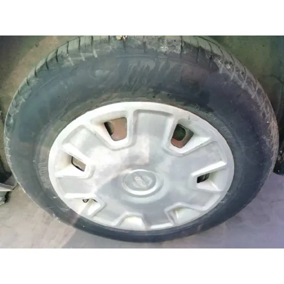 FORD FOCUS BERLINA (CAP) '2006 GHIA GRIS