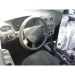 FORD FOCUS BERLINA (CAP) '2006 GHIA GRIS