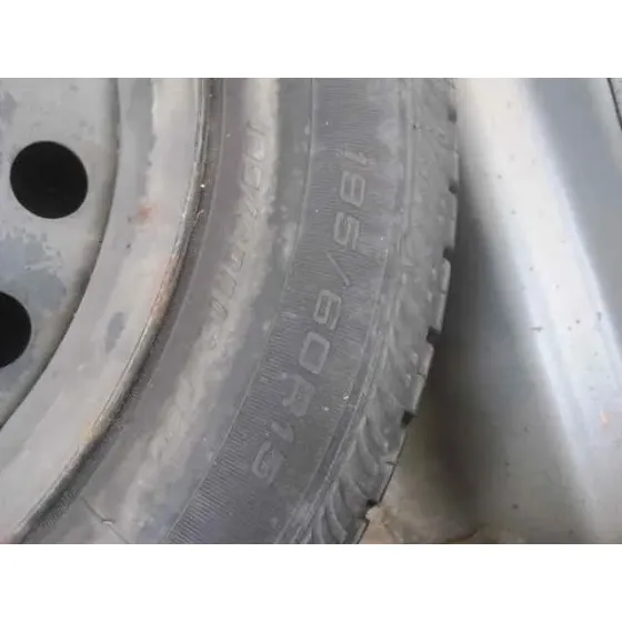 TOYOTA AVENSIS BERLINA (T 22) '2002 1.8 SOL (4-PTAS.) PLATA