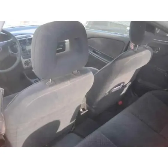 TOYOTA AVENSIS BERLINA (T 22) '2002 1.8 SOL (4-PTAS.) PLATA