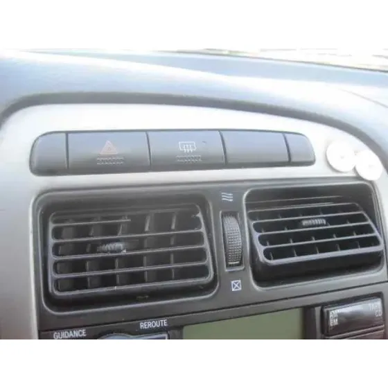 TOYOTA AVENSIS BERLINA (T 22) '2002 1.8 SOL (4-PTAS.) PLATA