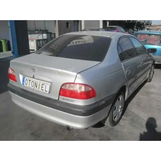 TOYOTA AVENSIS BERLINA (T 22) '2002 1.8 SOL (4-PTAS.) PLATA