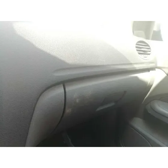 FORD FOCUS BERLINA (CAP) '2006 AMBIENTE (D) AZUL