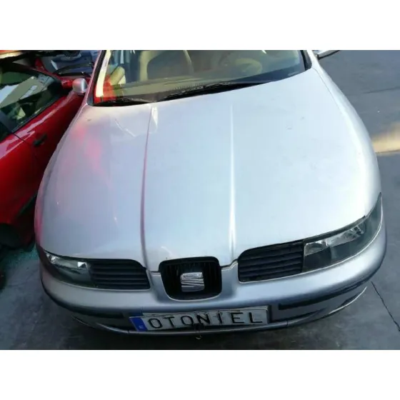 SEAT LEON (1M1) '2001 SIGNO PLATA