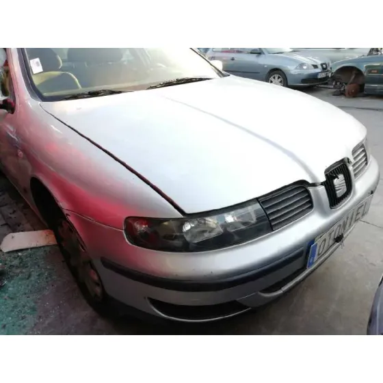 SEAT LEON (1M1) '2001 SIGNO PLATA