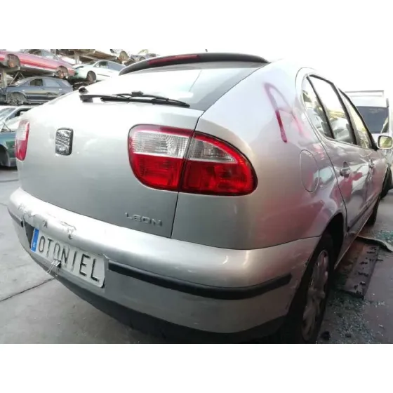SEAT LEON (1M1) '2001 SIGNO PLATA