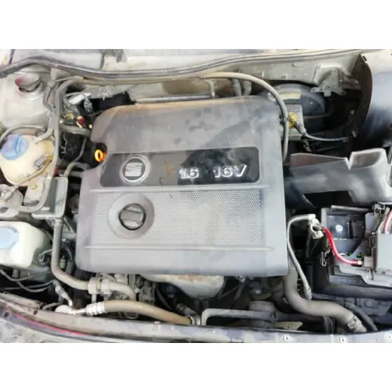 SEAT LEON (1M1) '2001 SIGNO PLATA