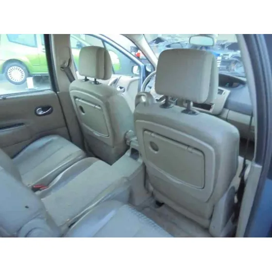 RENAULT SCENIC II '2004 CONFORT AUTHENTIQUE AZUL-GRISACEO