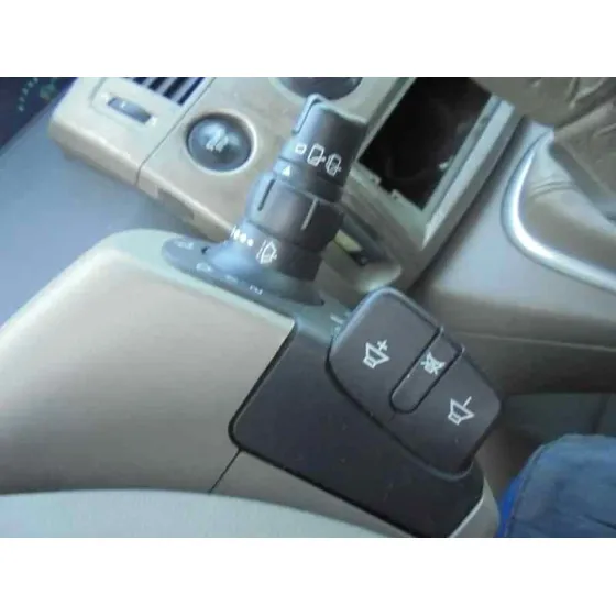 RENAULT SCENIC II '2004 CONFORT AUTHENTIQUE AZUL-GRISACEO