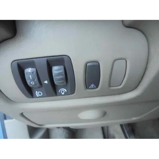 RENAULT SCENIC II '2004 CONFORT AUTHENTIQUE AZUL-GRISACEO