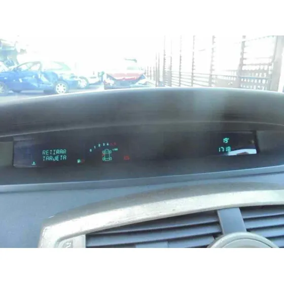 RENAULT SCENIC II '2004 CONFORT AUTHENTIQUE AZUL-GRISACEO