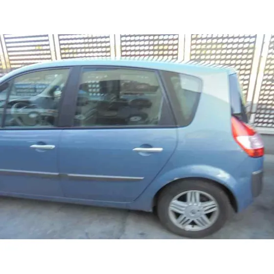 RENAULT SCENIC II '2004 CONFORT AUTHENTIQUE AZUL-GRISACEO