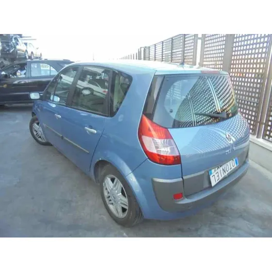 RENAULT SCENIC II '2004 CONFORT AUTHENTIQUE AZUL-GRISACEO