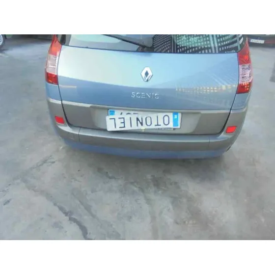 RENAULT SCENIC II '2004 CONFORT AUTHENTIQUE AZUL-GRISACEO