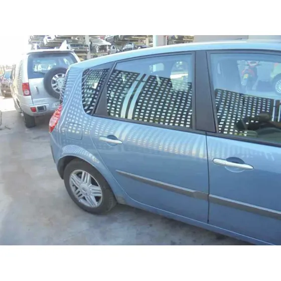RENAULT SCENIC II '2004 CONFORT AUTHENTIQUE AZUL-GRISACEO