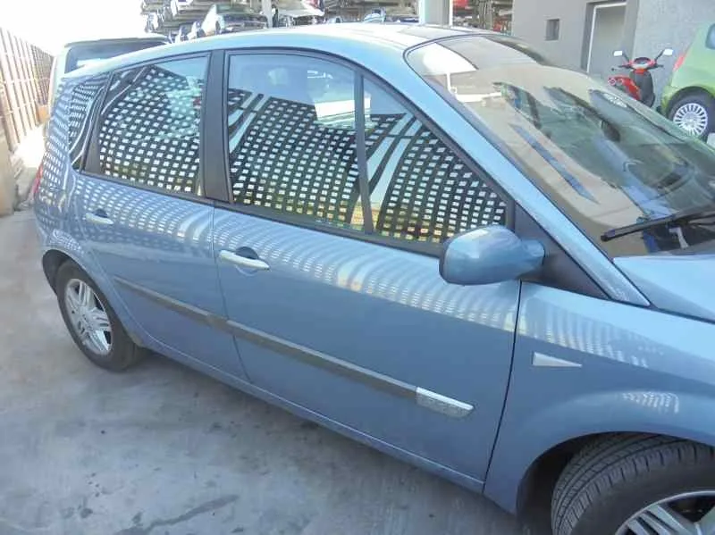 RENAULT SCENIC II '2004 CONFORT AUTHENTIQUE AZUL-GRISACEO