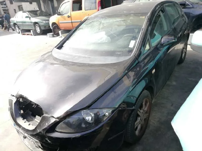 SEAT LEON (1P1) '2006 1.9 TDI NEGRO